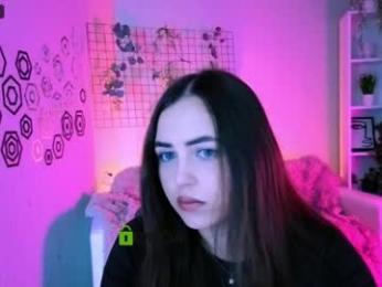 sara_sink webcam model stream image