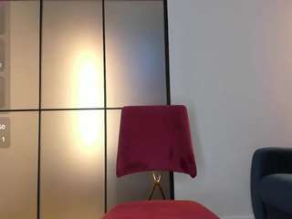 moonlovee webcam model stream image