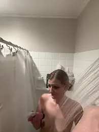 T-MarriedAndMessy-K webcam model stream image