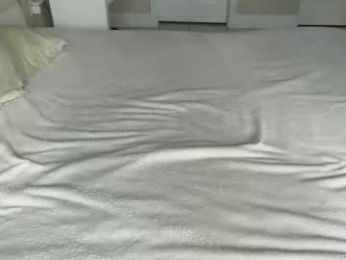 myles_isperfect webcam model stream image