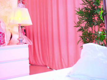ArtTeasee webcam model stream image