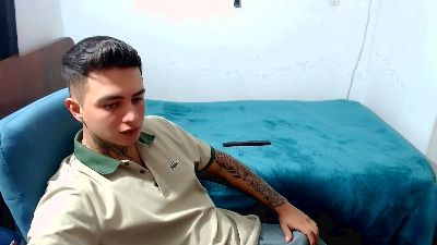 santii_ss webcam model stream image