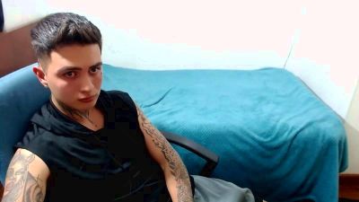 santii_ss webcam model stream image