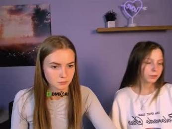 lana_shine_ webcam model stream image