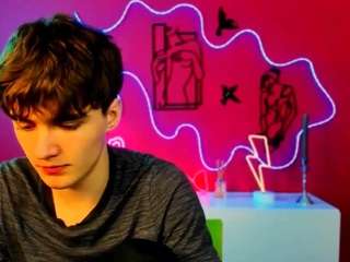 emil-lucky webcam model stream image