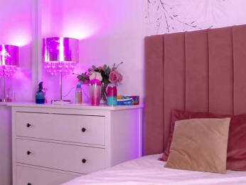 LaraKennt webcam model stream image
