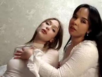 ariellemcmulen webcam chaturbate model stream image