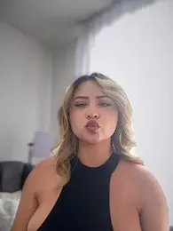 SaraFerreira webcam model stream image