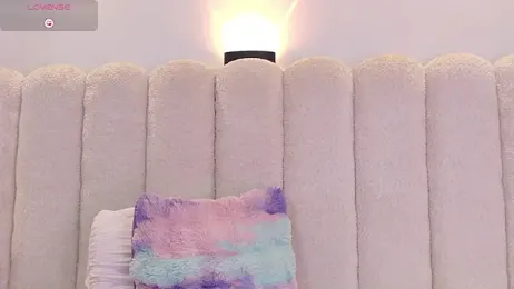 Mia_rom11 webcam model stream image