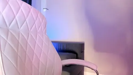 akura011 webcam model stream image