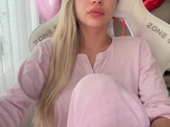 AlexaS_ webcam model stream image