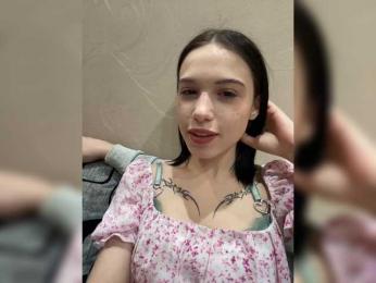 Virniks webcam bongacams model stream image