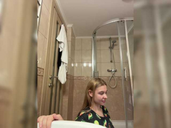 jucieLussie webcam bongacams model stream image