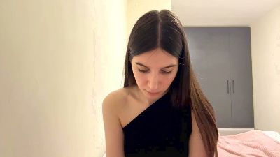 YuriWildeisen webcam cam4 model stream image