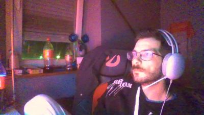 Atreus69big webcam model stream image