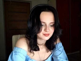 DelfinaStrauss webcam model stream image