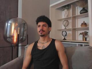 Lukee Taylor webcam model stream image
