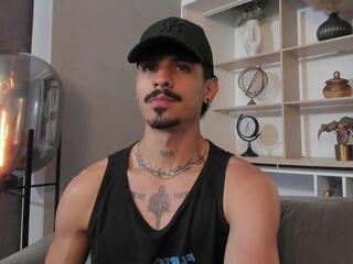 Lukee Taylor webcam model stream image