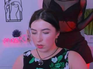 janet-shy webcam model stream image