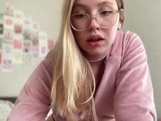 honeyaudrey webcam model stream image