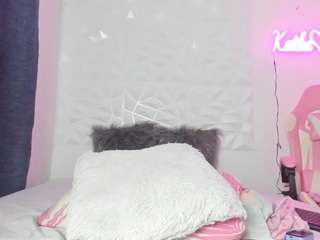 kendallfox webcam model stream image