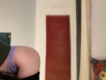 anntics_ webcam model stream image