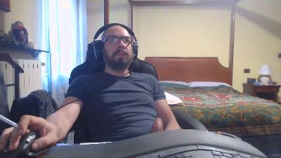 miktrent1 webcam cam4 model stream image