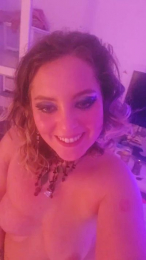 Nislovex webcam model stream image