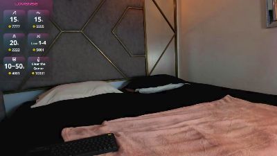 NavannyCattan webcam model stream image