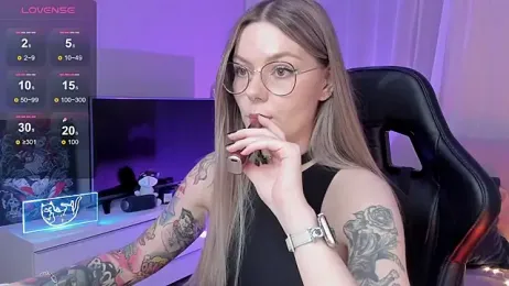 Marta_May_ webcam model stream image