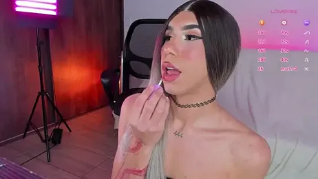 PrettiestKathoey webcam model stream image