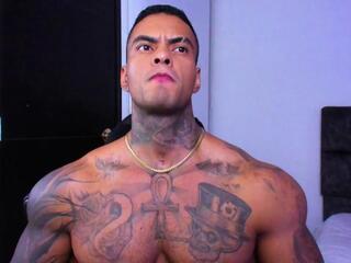 Darius Ions webcam model stream image