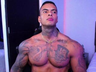Darius Ions webcam model stream image