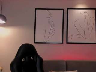 lindseycox webcam model stream image