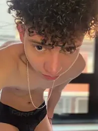 yoursexyjose webcam stripchat model stream image