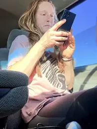 GoldenFlameGoddess webcam model stream image