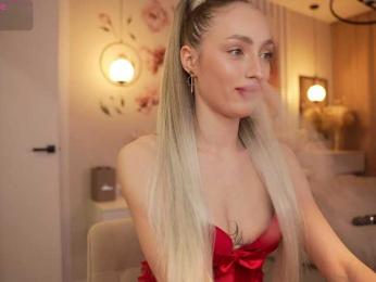 MillyRose webcam model stream image