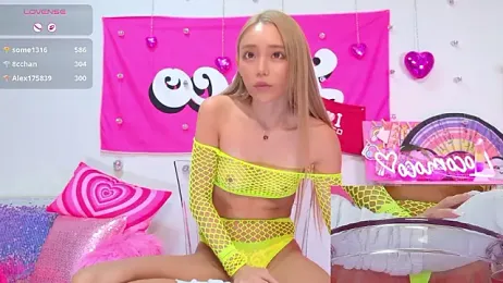 -LOCOMOCO- webcam model stream image