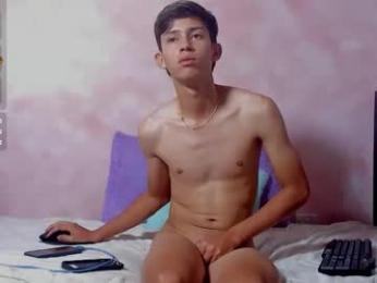 baby_noaht webcam model stream image