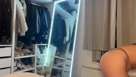 KayleeBella webcam model stream image