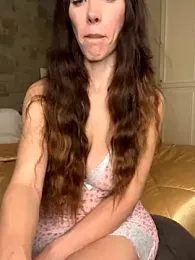 Eyline webcam model stream image