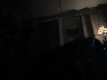 trash4cash webcam model stream image