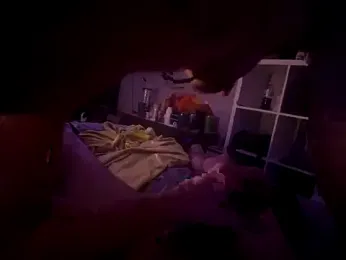 trash4cash webcam model stream image