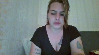 OphelieW webcam model stream image