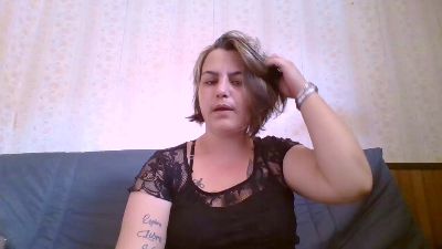 OphelieW webcam model stream image