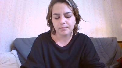 OphelieW webcam model stream image