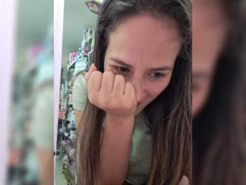 roussemelinda webcam model stream image