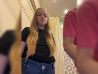 sweet1squirt webcam model stream image