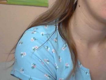 Lolakisss webcam model stream image