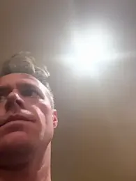 DILFiGuess1 webcam model stream image